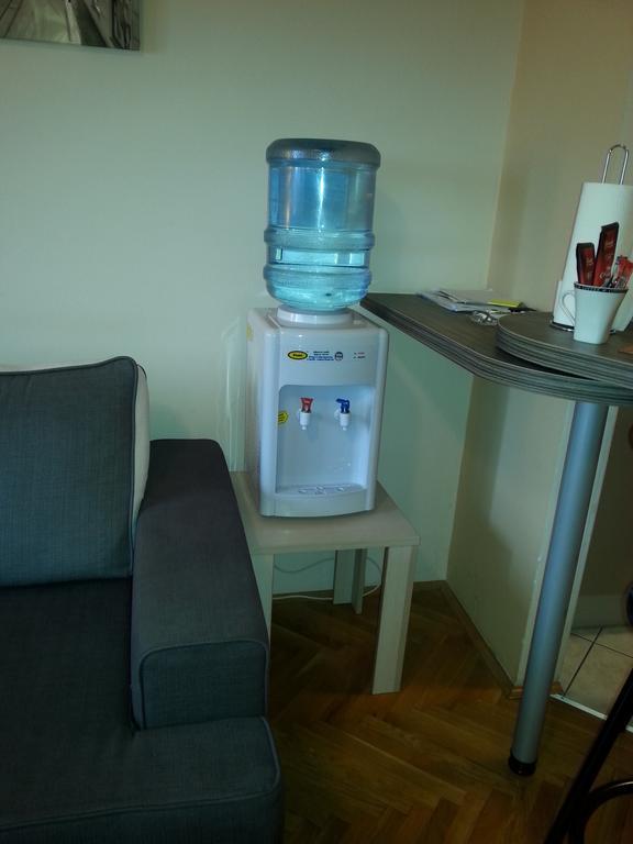 Apartment Viktor,Parking Осиек Екстериор снимка