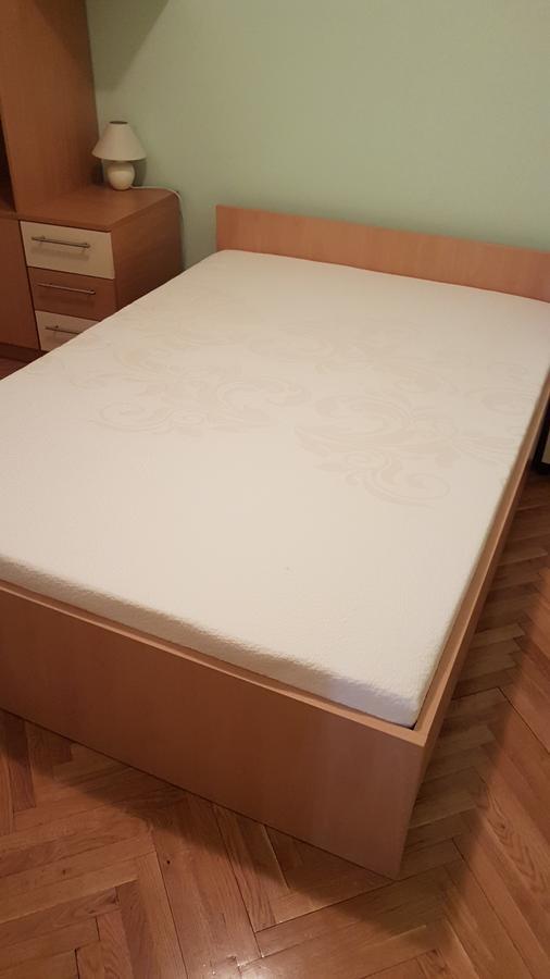 Apartment Viktor,Parking Осиек Екстериор снимка